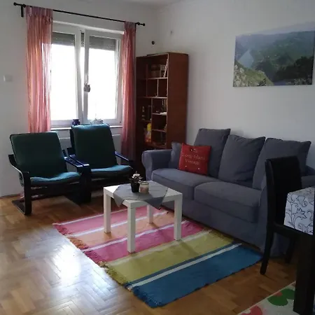 Apartment Ildo's Maisonette Subotica